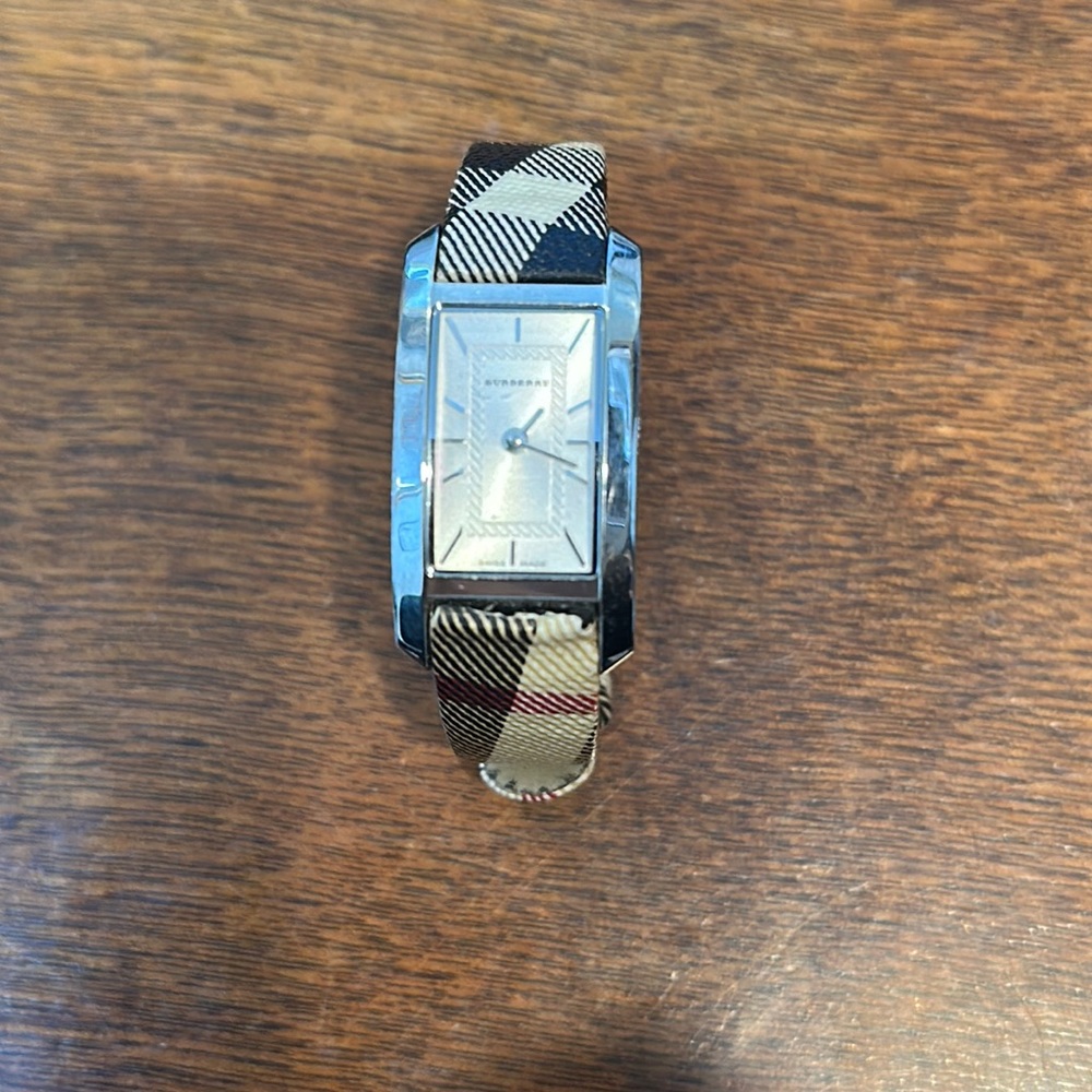 Burburry our ladies watch used